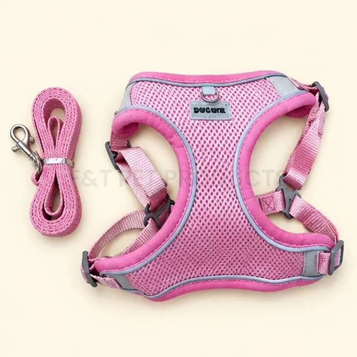 Pink Mesh Pet Harness with Leash — photo 2